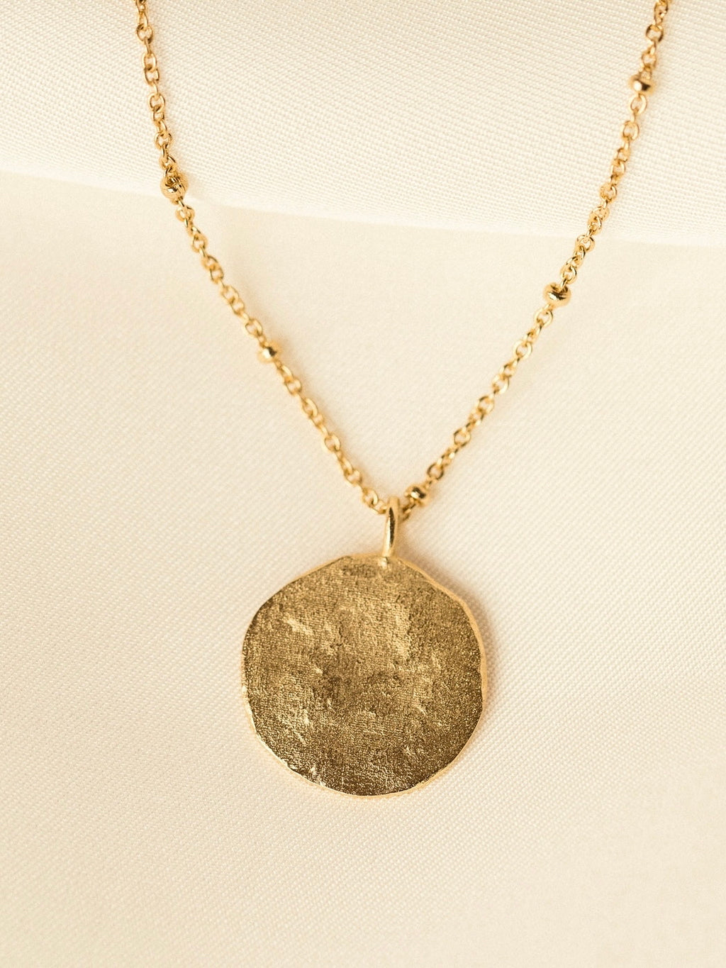 Agapée - Luna necklace