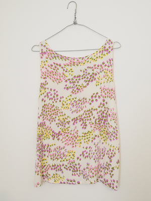 Casey top -Berry flower