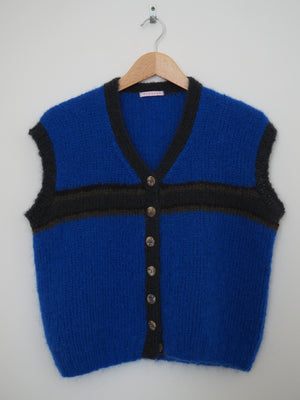 Hand knit vest - Blue horizon