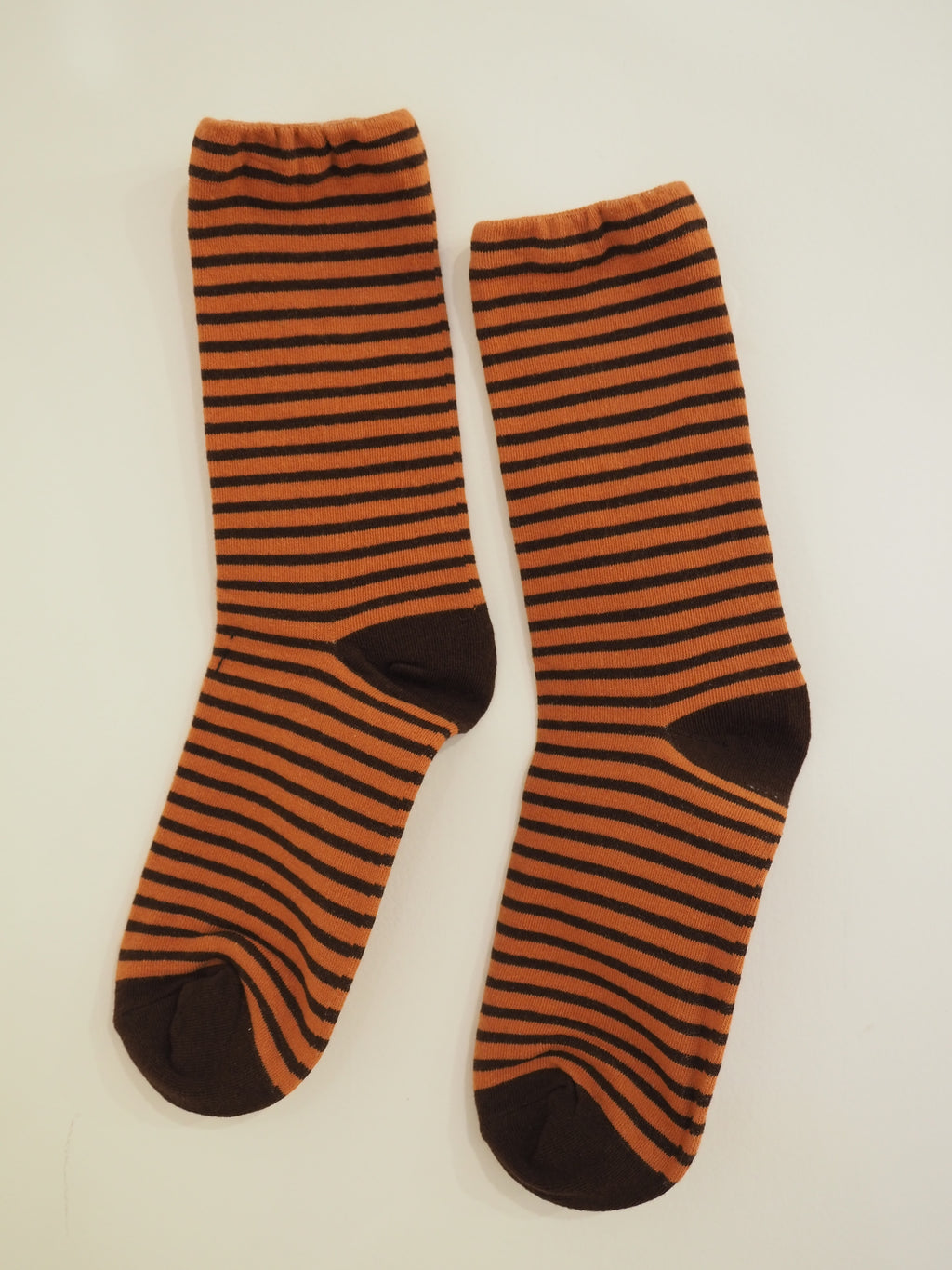 S O K K E N Penny socks -Walnut