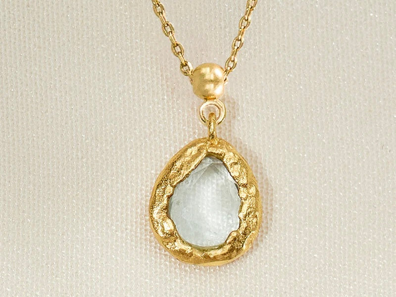 Agapée - Lysia Azure charm necklace