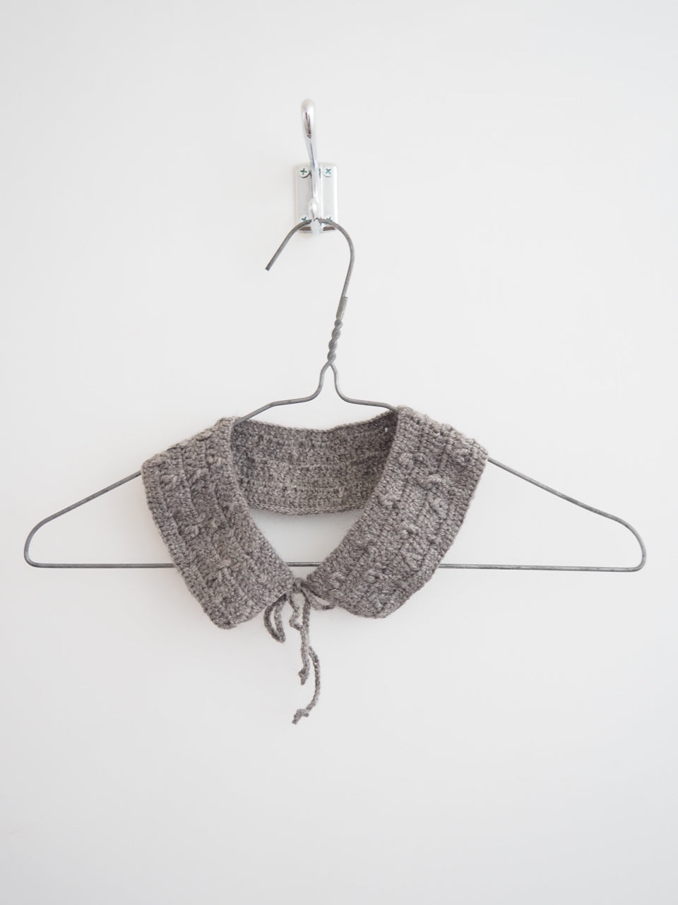 Hand crochet collar - Grey