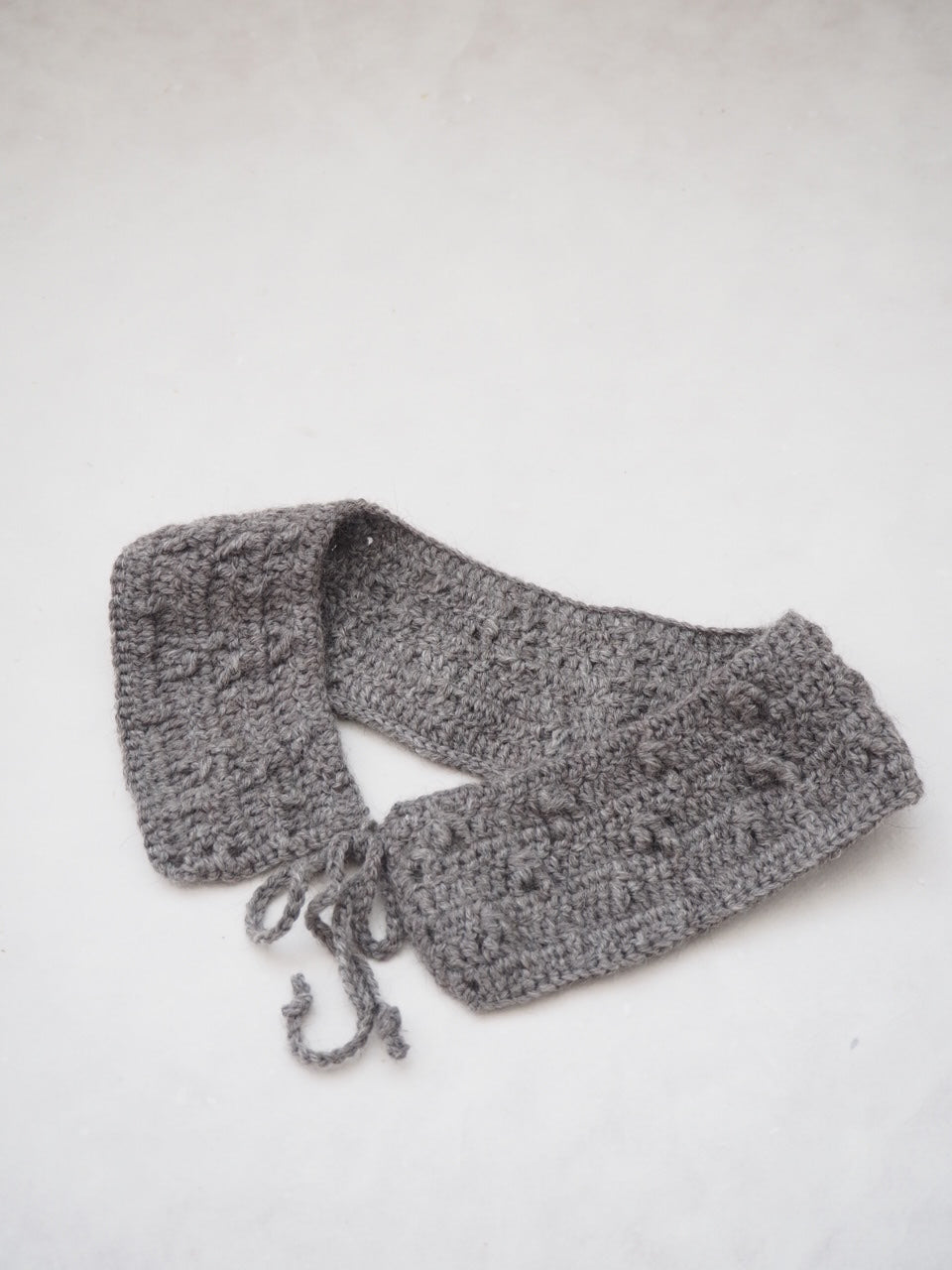 Hand crochet collar - Grey