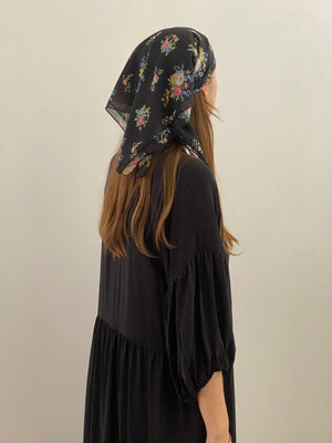 Silk neck scarf - Cricket